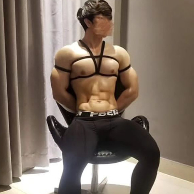 Underwear ckmenpon ແມ່ນຄົນອັບເດດ: ແລະ Novell