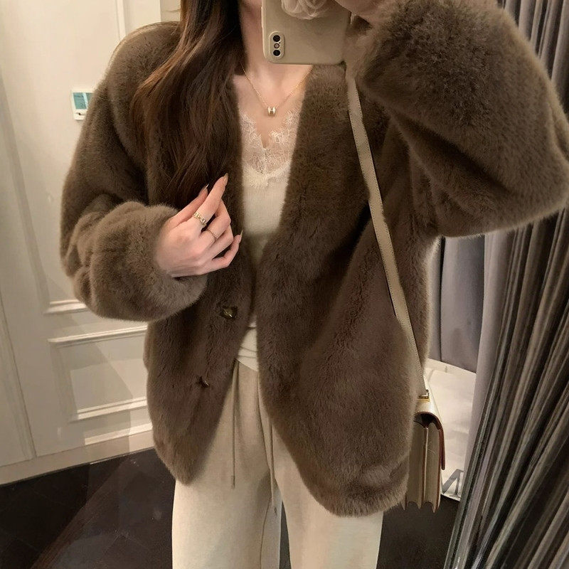 纯欲高级感白色蕾丝V领针织打底衫女春秋修身毛衣内搭气质小上衣,淘宝优惠券,粉丝福利购,淘宝优惠卷