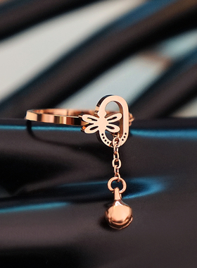 蜻蜓好运聚财高级感的戒指钛钢女