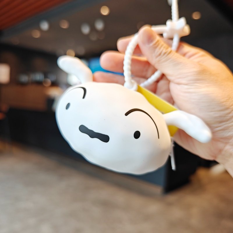 伊藤家正版授权蜡笔小新零钱包学生用三丽鸥斜跨女生硅胶耳机包,淘宝优惠券,粉丝福利购,淘宝优惠卷