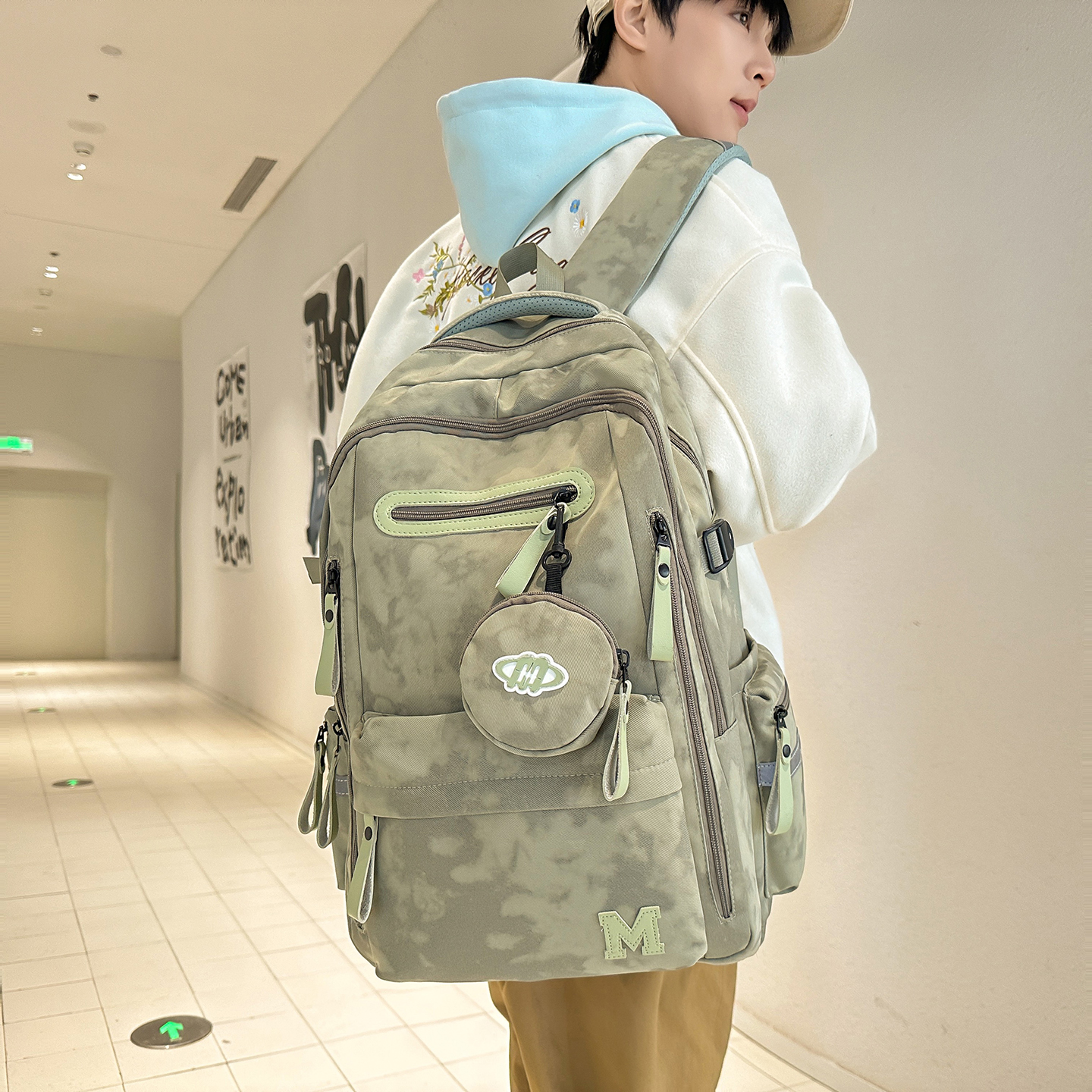 书包女生初中生大容量减负护脊双肩包男士高中大学生小学生背包女 - 图2