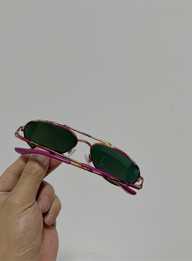 G06-227 儿童款太阳镜 女童款墨镜蛤蟆镜 工厂样板 出口订单样品