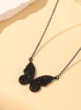 蝶舞幽梦黑色蝴蝶项链女2024新款爆款轻奢时尚精致设计感锁骨链潮