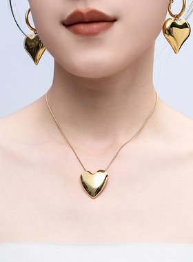 NOTTU爱心立体钛钢项链男女适用