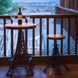 American Loft в качестве старого железного стола и стола в баре, подъемное кресло -стул для отдыха в баре кофейни для кафе -магазина и комбинация стула