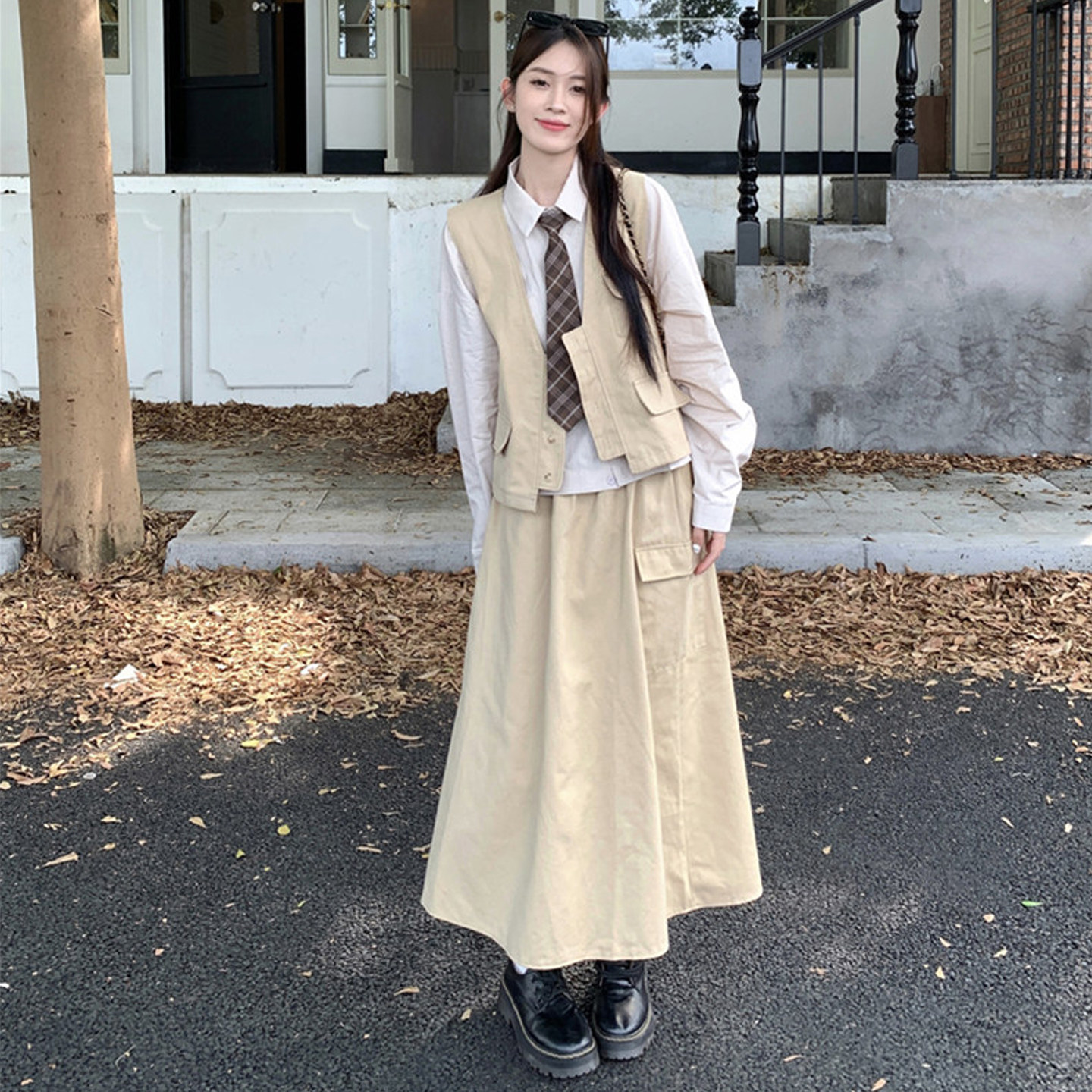 大码女装2025早秋新款宽松显瘦遮肚子胖mm马甲半身裙衬衣三件套装,淘宝优惠券,粉丝福利购,淘宝优惠卷