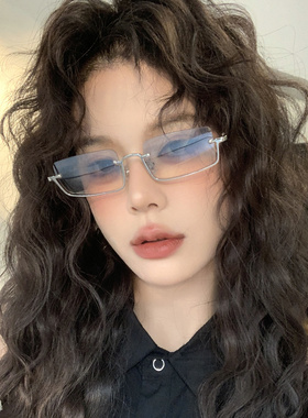 高级感复古辣妹风银色半框眼镜女