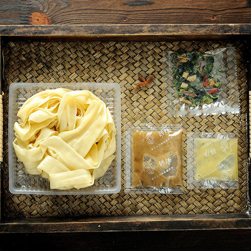 河南烩面整箱袋装正宗老郑州烩面羊肉味特产牛肉烩面速食煮面条 - 图2