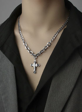 不锈钢十字架吊坠项链男款高级感古巴链不掉色锁骨毛衣链条配饰