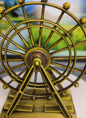 伦敦眼摩天轮摆件，THE LONDON EYE字样，合金饰品摆件