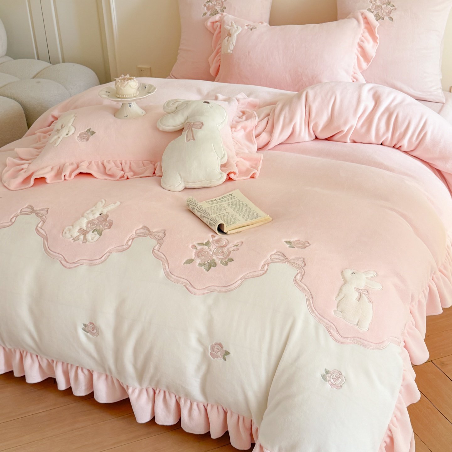 冬季少女可爱兔子牛奶绒四件套加厚公主风珊瑚绒被套儿童床上用品,淘宝优惠券,粉丝福利购,淘宝优惠卷
