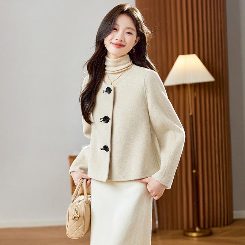 超漂亮红色羊毛呢外套女秋冬火爆新中式气质时尚减龄显白国风上衣,淘宝优惠券,粉丝福利购,淘宝优惠卷