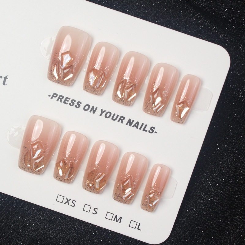 手工儿童美甲穿戴甲高级感中长款纸醉金迷假指甲贴片2026马年新款,淘宝优惠券,粉丝福利购,淘宝优惠卷