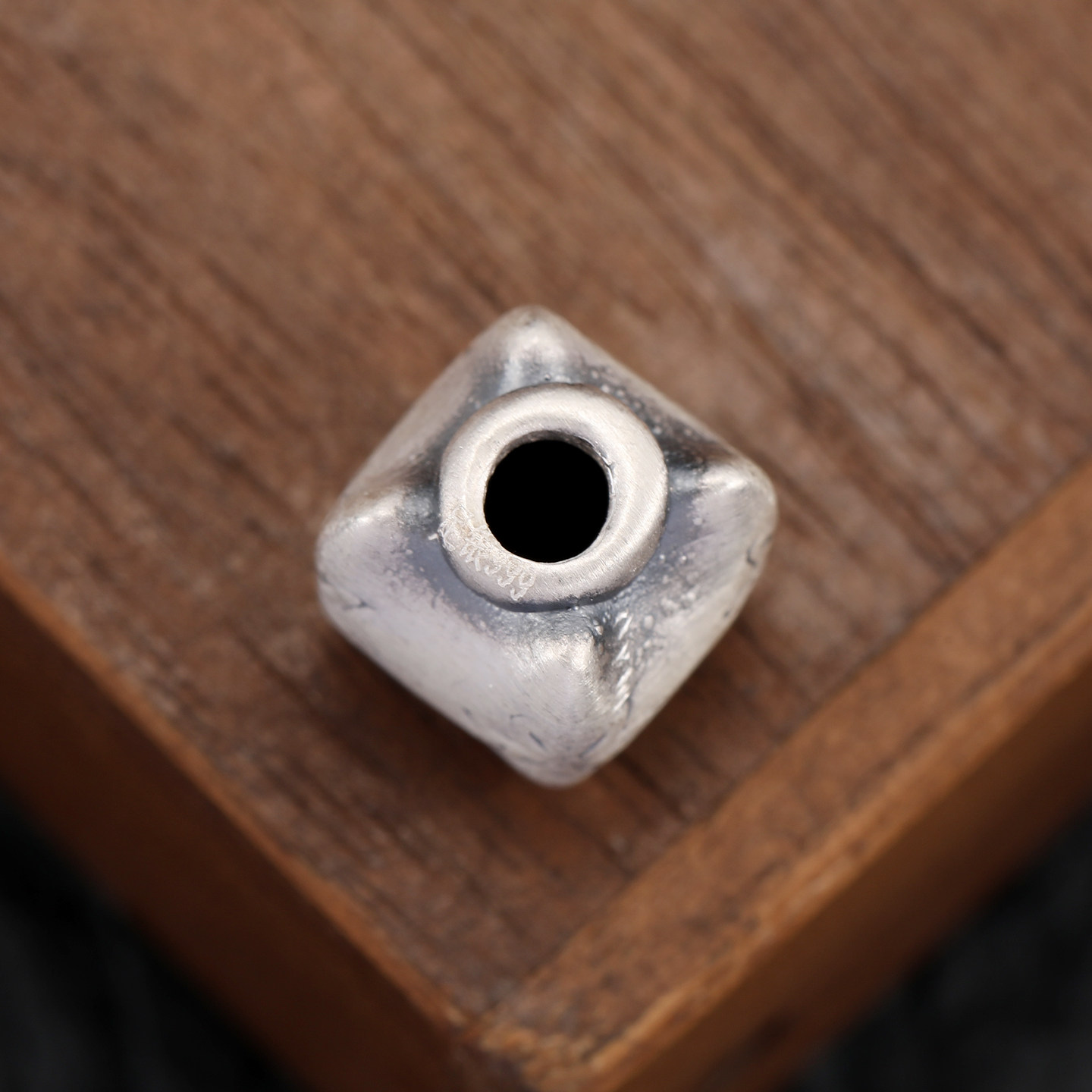 足银通孔异型花纹方珠配件手工diy红绳3D硬银工艺隔珠散珠配饰,淘宝优惠券,粉丝福利购,淘宝优惠卷