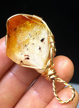 无烤色天然黄水晶原石吊坠金字塔
