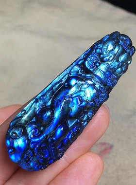 天然蓝彩光拉长石吊坠原石雕刻骷髅狼头狐狸城堡老虎男女同款挂件