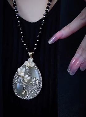 富贵白色莲花猫眼石长款毛衣链女