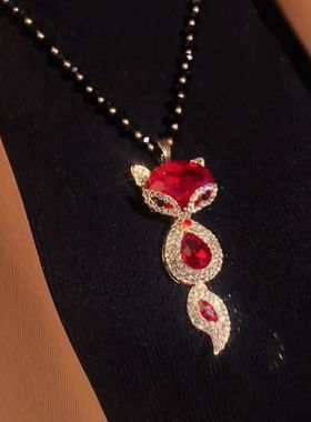 吉祥红色狐狸项链精致时尚毛衣链