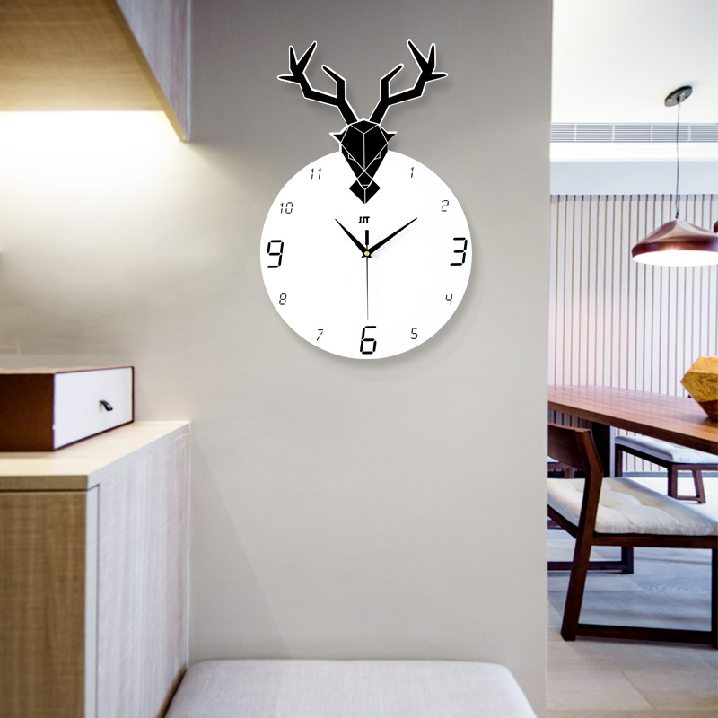 现代简约鹿头挂钟北欧创意个性钟表客厅家用卧室装饰时钟时尚挂表