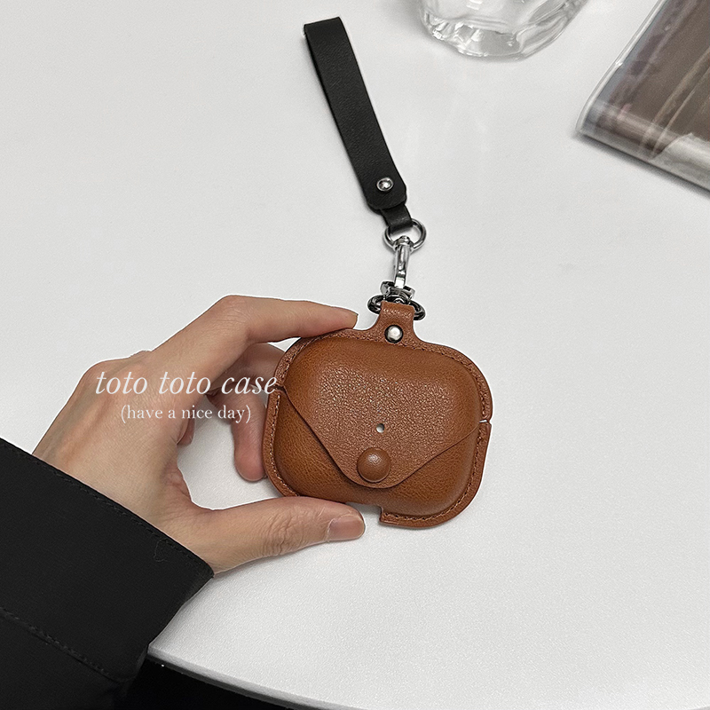 小众棕色复古皮质耳机套挂件适用苹果AirPodsPro2保护套2代/3代/AirPods4耳机套/AirPodsPro3新款耳机套 - 图0