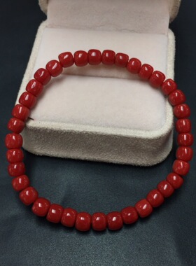 七宝珊瑚：桶珠老型手串，品相如图，尺寸5.8-6.8mm，重10.6克