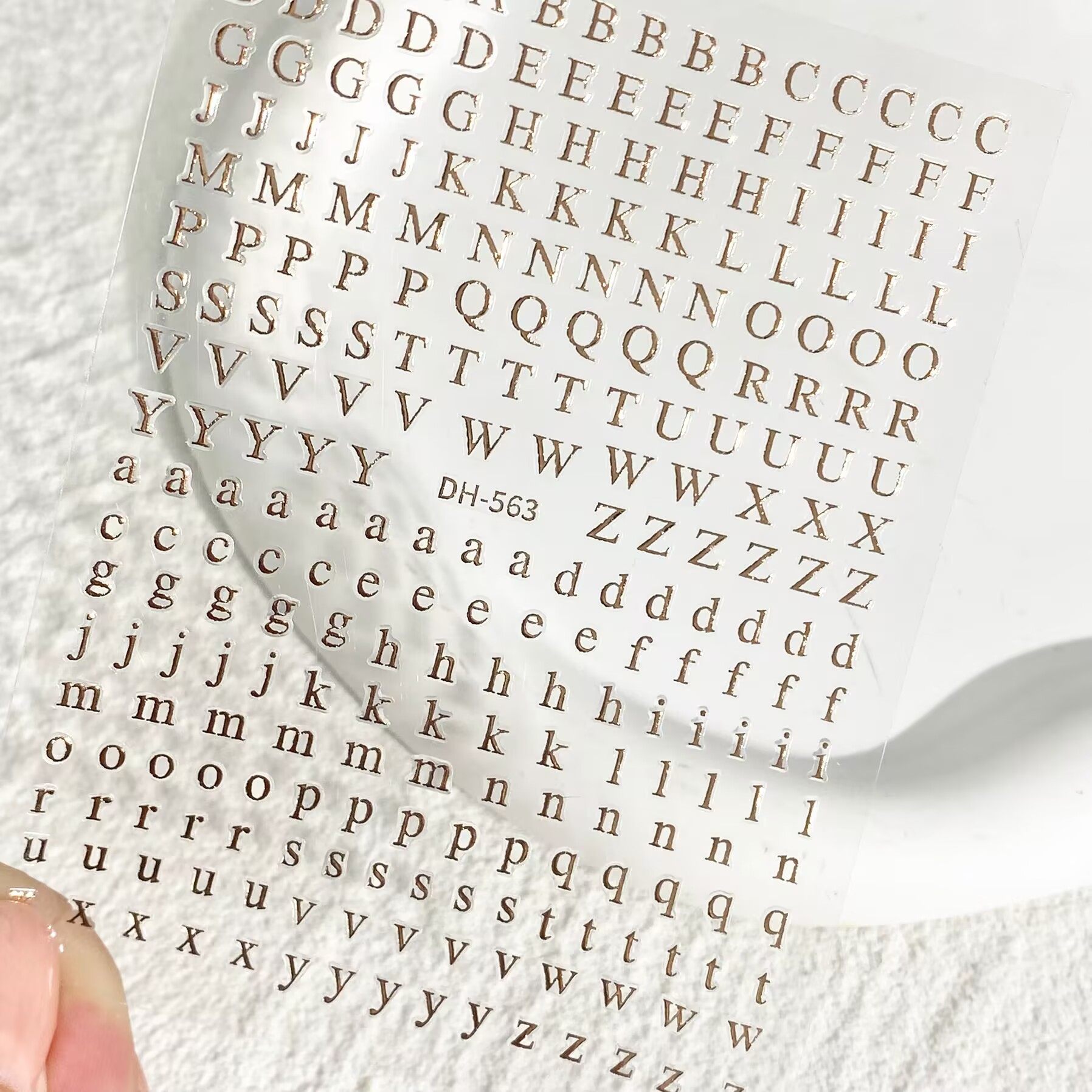 简约黑白26大小写英文字母美甲贴纸镭射金银防水背胶指甲装饰贴,淘宝优惠券,粉丝福利购,淘宝优惠卷