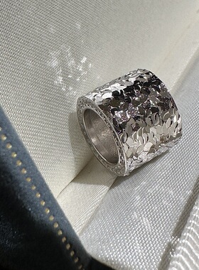 s925纯银CNC吊坠小众设计简约轻奢中古风vintage碎冰冰路路通挂件