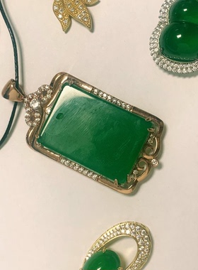 无事牌挂件手工方玉平安无事项链玉髓气质牌子镶嵌绿色吊坠天然