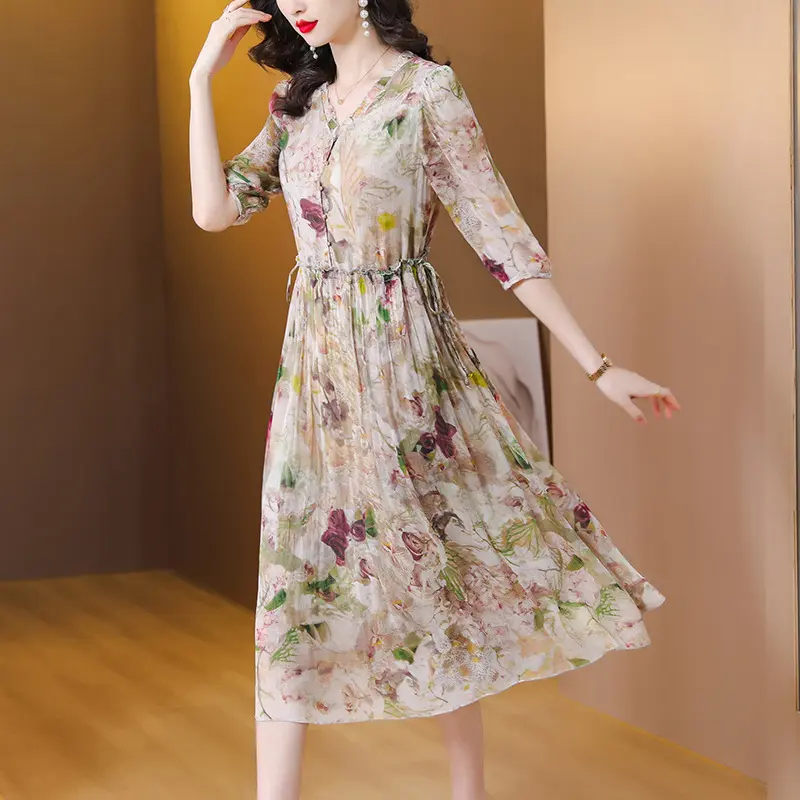 品牌真丝连衣裙女夏2025年新款妈妈气质修身显瘦桑蚕丝裙子 - 图0