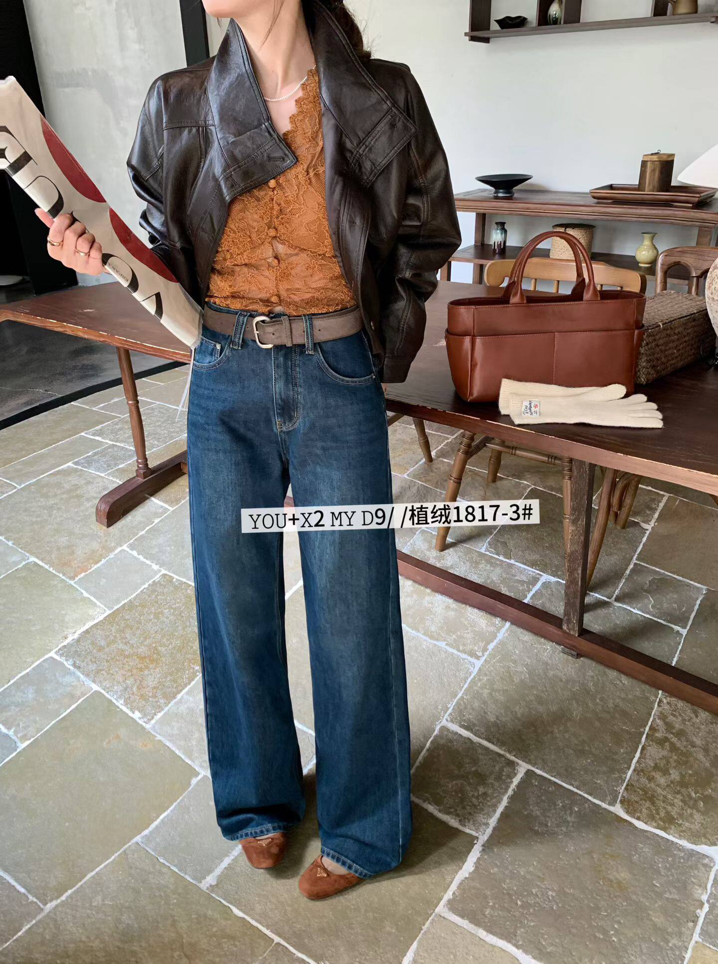 热销爆款2025年冬季新品植绒加厚保暖修身高腰显瘦微喇叭牛仔裤女