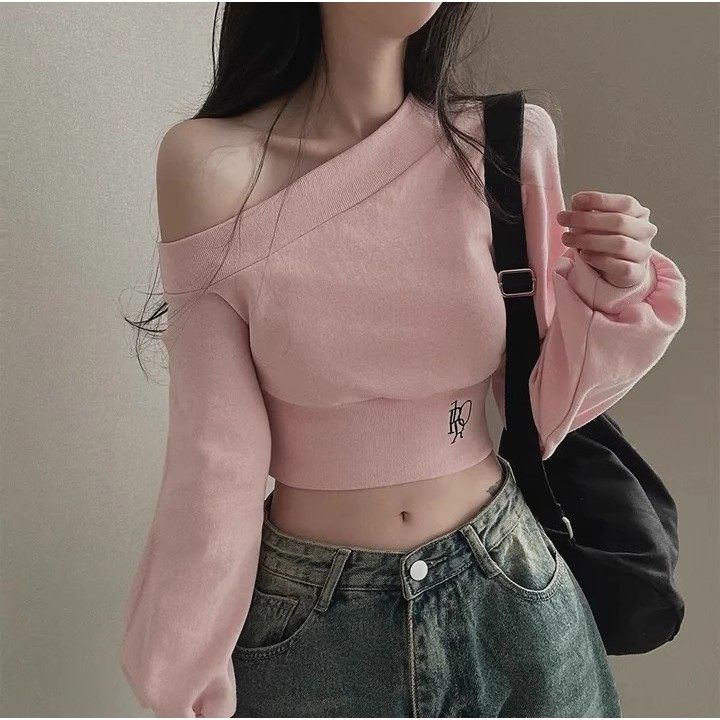 外贸实拍辣妹甜飒风斜领露肩卫衣女秋季宽松刺绣短款露脐上衣,淘宝优惠券,粉丝福利购,淘宝优惠卷