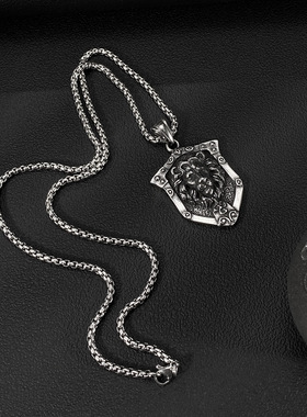 不锈钢狮子头盾牌吊坠男士嘻哈朋克风钛钢hiphop潮流兄弟项链配饰