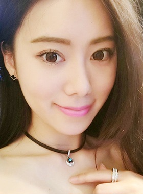 滢朵朵四叶草黑色天鹅少女心超仙