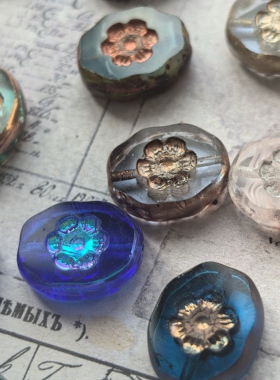 捷克琉璃椭圆珠印章花约14x10mm