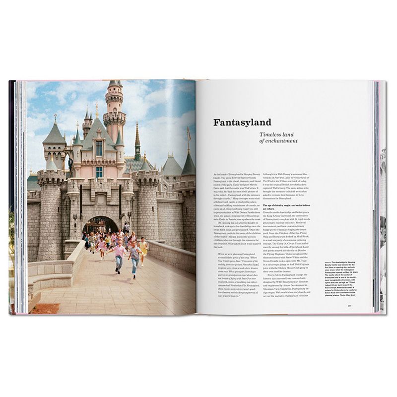 【预售】英文原版TASCHEN出版 Walt Disney S Disneyland 华特迪士尼迪斯尼乐园 魔幻大都市视觉历史建筑设计书籍 - 图0