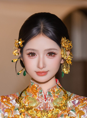 中式新娘发饰新款简约气质侧边龙凤褂贵气感精致高级婚礼复古配饰