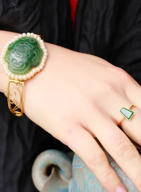 陶乐溪新中式珠宝 国潮 老和田碧玉团寿18K金手镯【福寿呈祥】