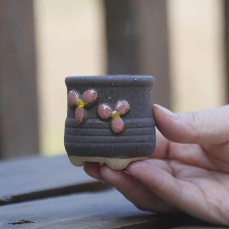 新品粗陶浮雕手绘可爱多肉素烧花盆 透气陶瓷桌面绿植控型小盆器,淘宝优惠券,粉丝福利购,淘宝优惠卷