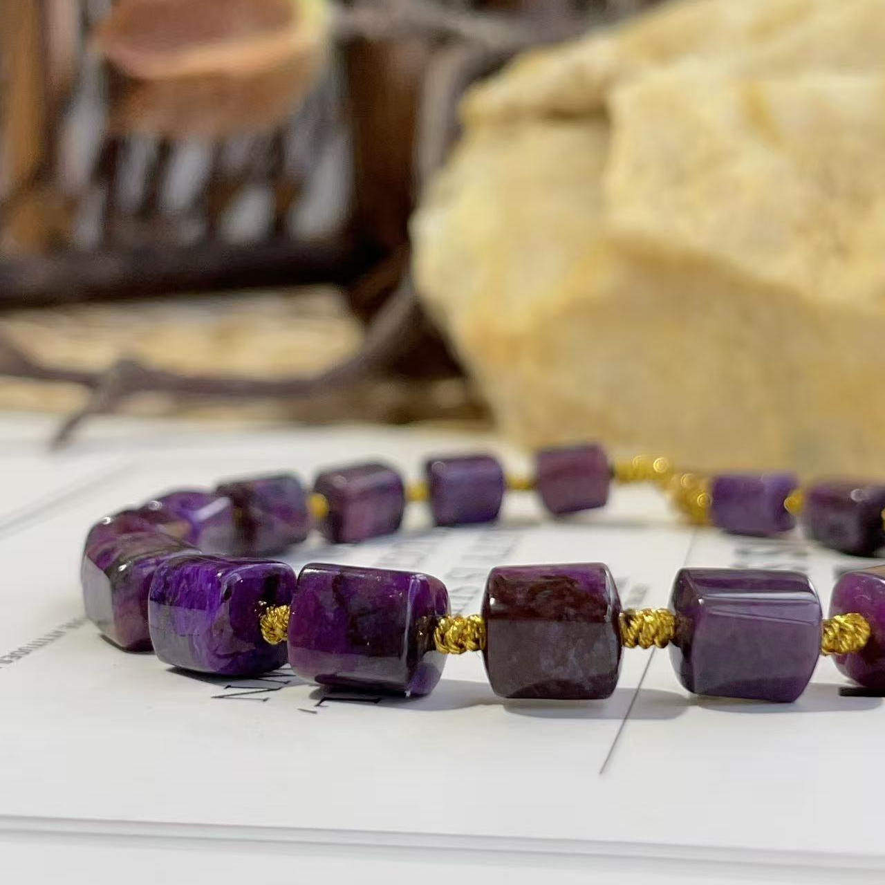 舒俱来酱红四棱珠手链18K/16cm（锈梦）AZB5461,淘宝优惠券,粉丝福利购,淘宝优惠卷