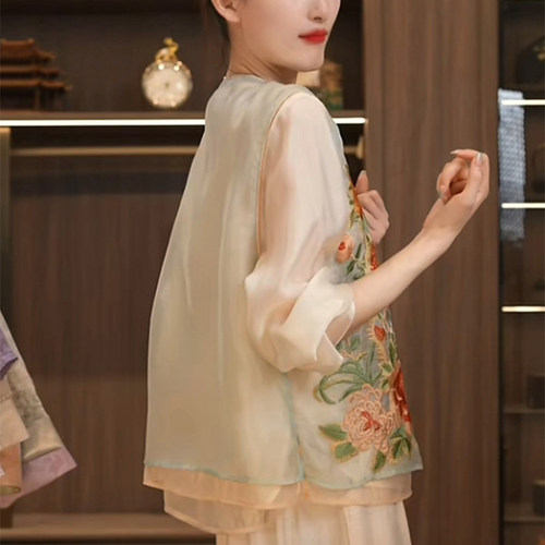 国风刺绣轻薄马甲女C夏款新中式女装时尚重工绣花气质圆领马夹女 - 图1