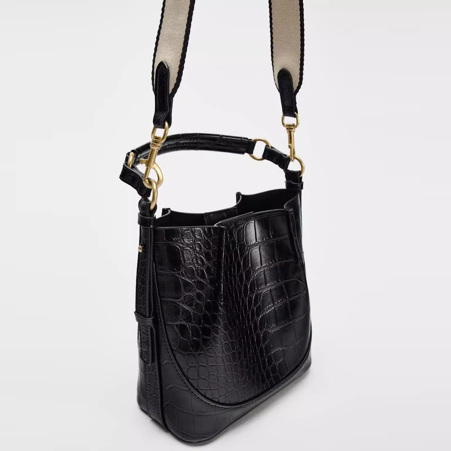 2025秋冬新品女包黑色动物纹印花单肩斜挎手提大包Z家跨境外贸包,淘宝优惠券,粉丝福利购,淘宝优惠卷