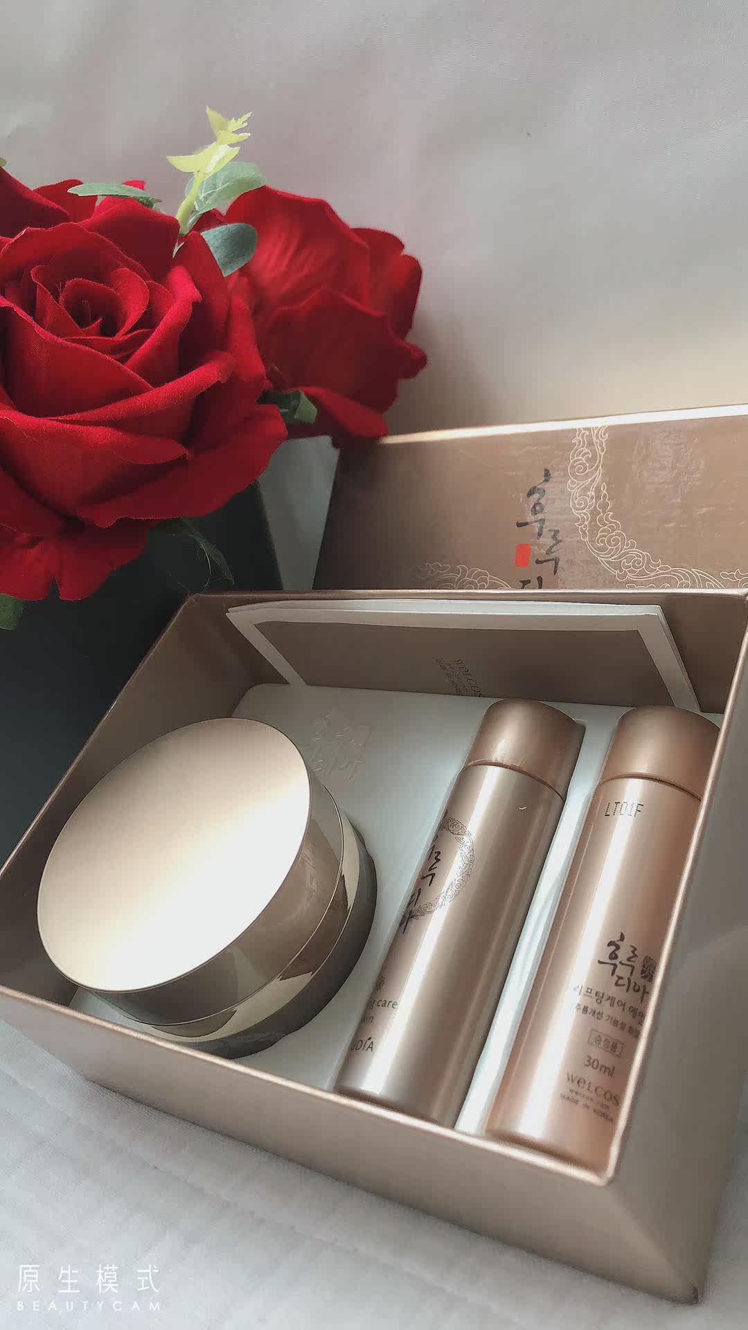  花一朵彩妆化妆水/爽肤水