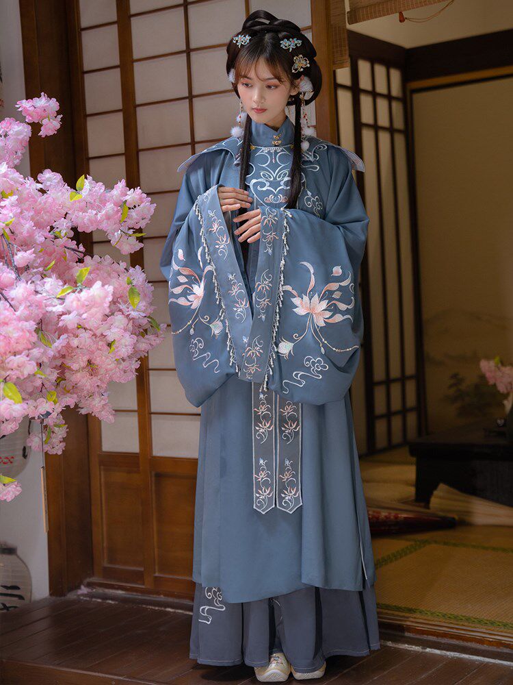 明制汉服叫什么,汉服14种形制介绍,明制汉服_大山谷图库