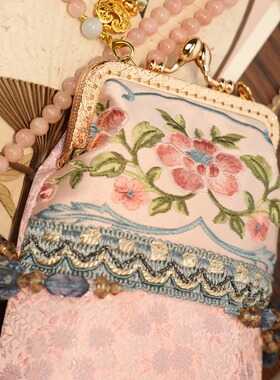 春季新品 新中式国风 手工刺绣绣花 斜挎链条手机包可拆卸手机链