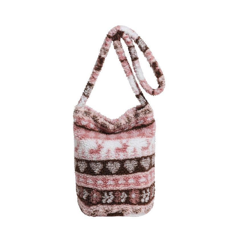 冬季超火费尔岛水桶包女式2026新款百搭复古羊羔毛时尚单肩斜挎包,淘宝优惠券,粉丝福利购,淘宝优惠卷