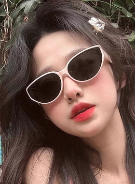 新款墨镜女款显脸小高级感太阳镜