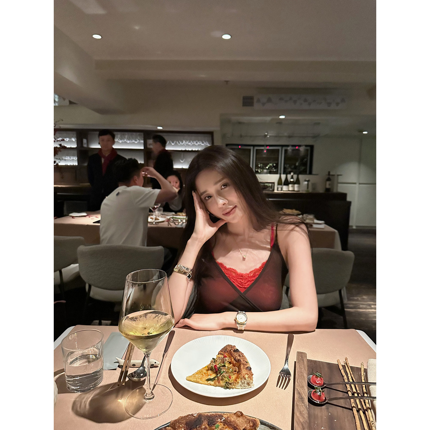 NanaByNana【洛可甜心】纯欲撞色假两件蕾丝吊带背心女肩带可调节,淘宝优惠券,粉丝福利购,淘宝优惠卷