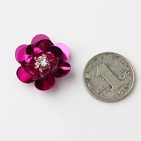 Роза красная