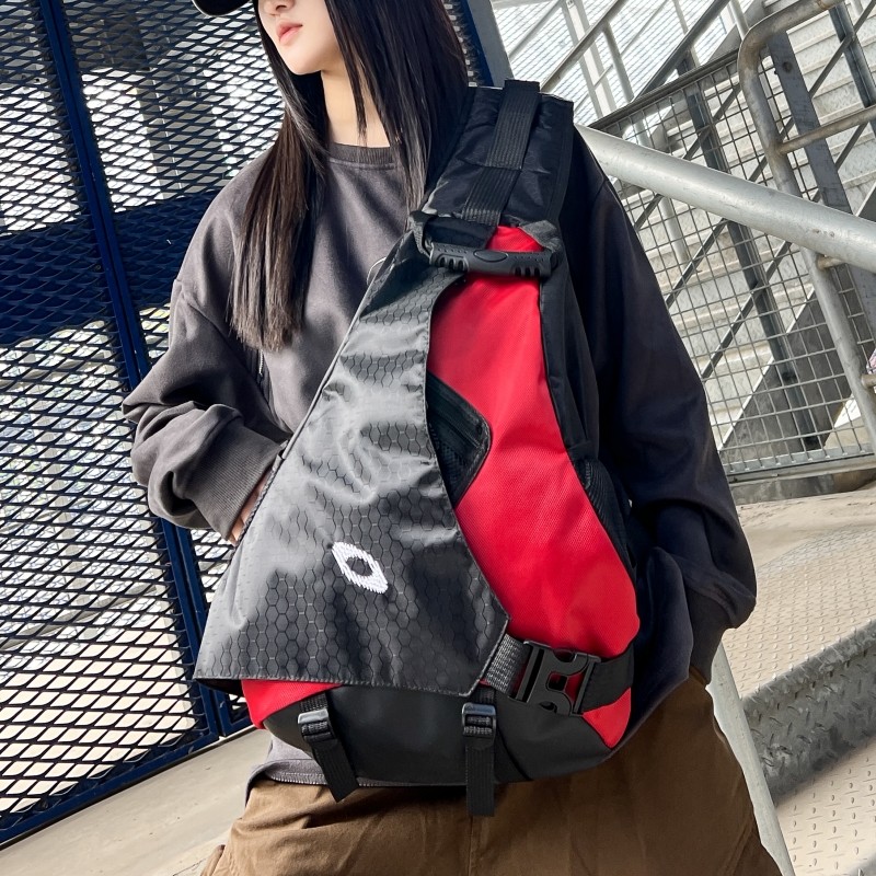 轻便骑行男女潮酷胸包重工弓箭包单肩斜挎包战术风背包情侣大包包,淘宝优惠券,粉丝福利购,淘宝优惠卷