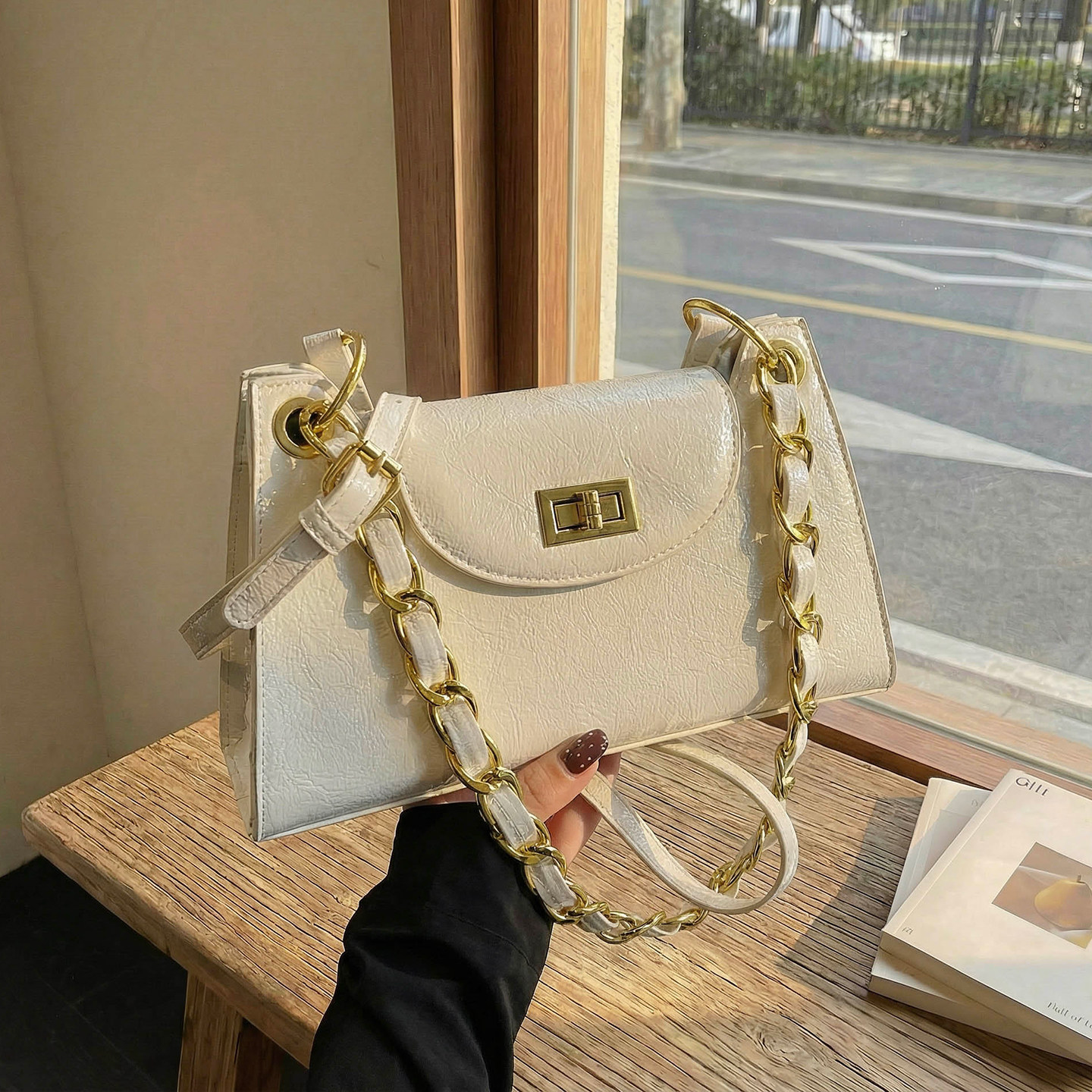 高级感爆裂纹小包包女2025新款百搭链条小方包冬季洋气单肩斜挎包,淘宝优惠券,粉丝福利购,淘宝优惠卷